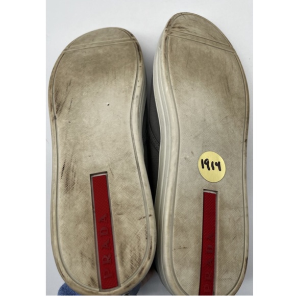 Prada Women's Gray Slip-On Sneaker w/ Logo on Heel sz 38.5 - Picture 5 of 5